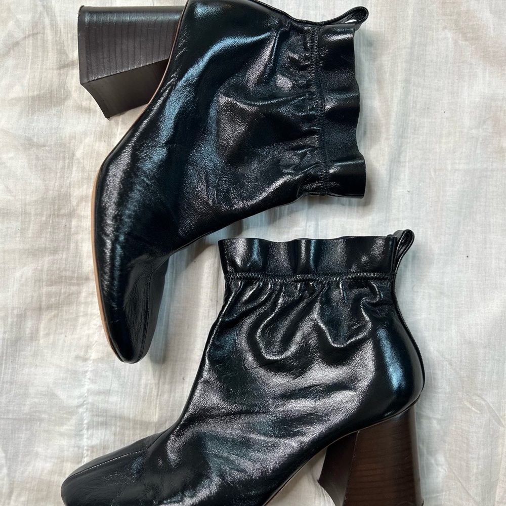 Authentic Celine Ankle Leather Boots verified Women Size 39.5 GENTLY WORN